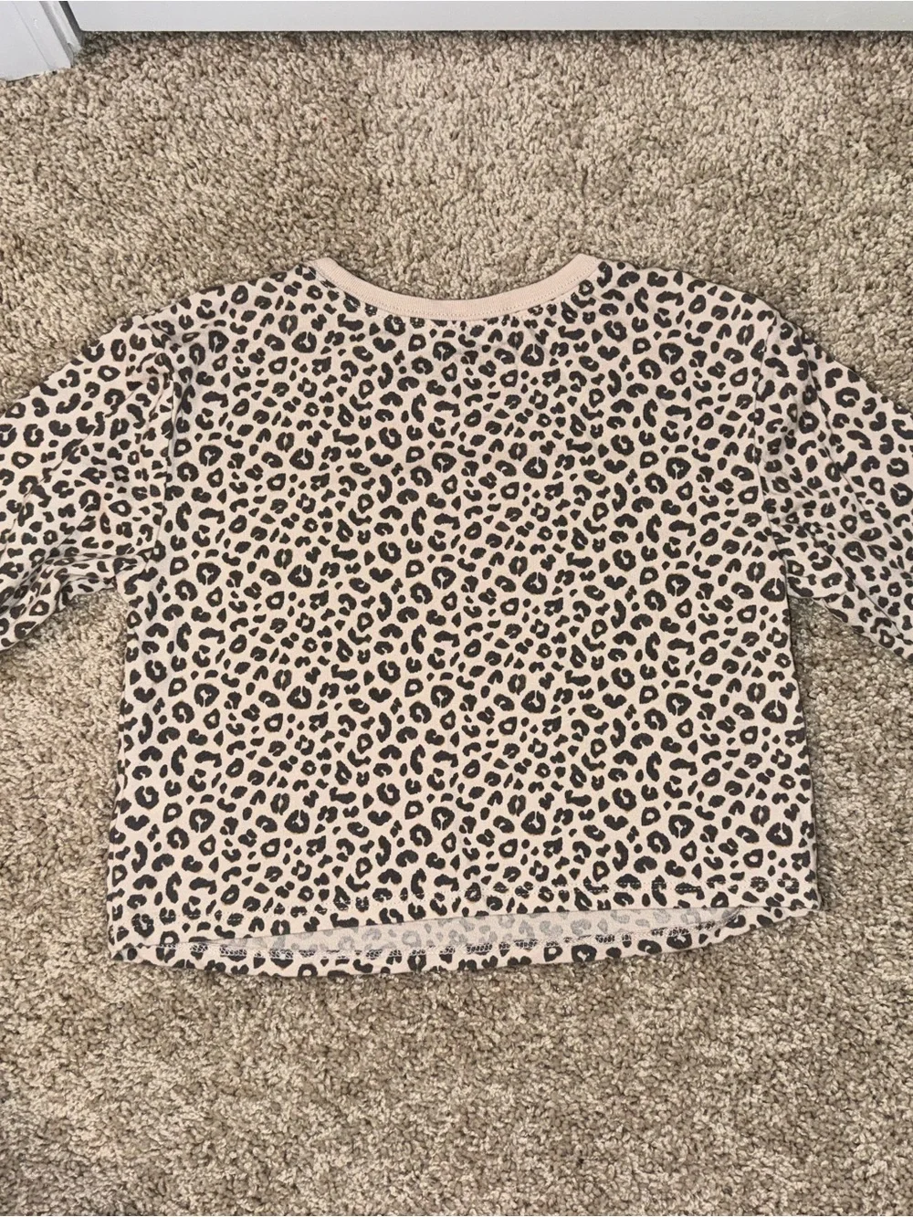 Carter’s Leopard Print Pocket Tee XS 4-5
